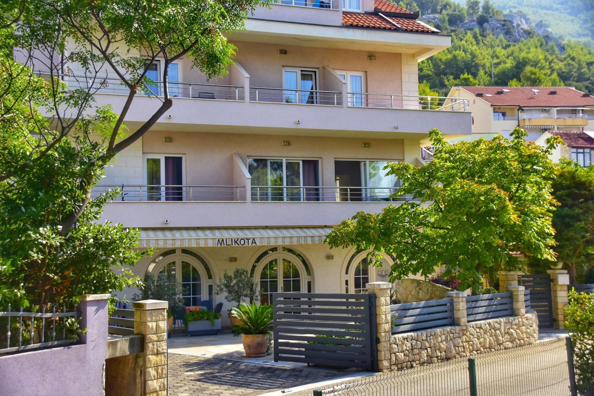 Pansion Mlikota Bed & Breakfast Promajna Dış mekan fotoğraf